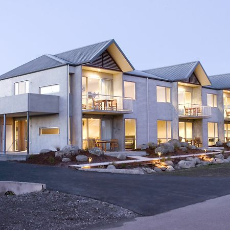 Central Apartments Метвен Экстерьер фото